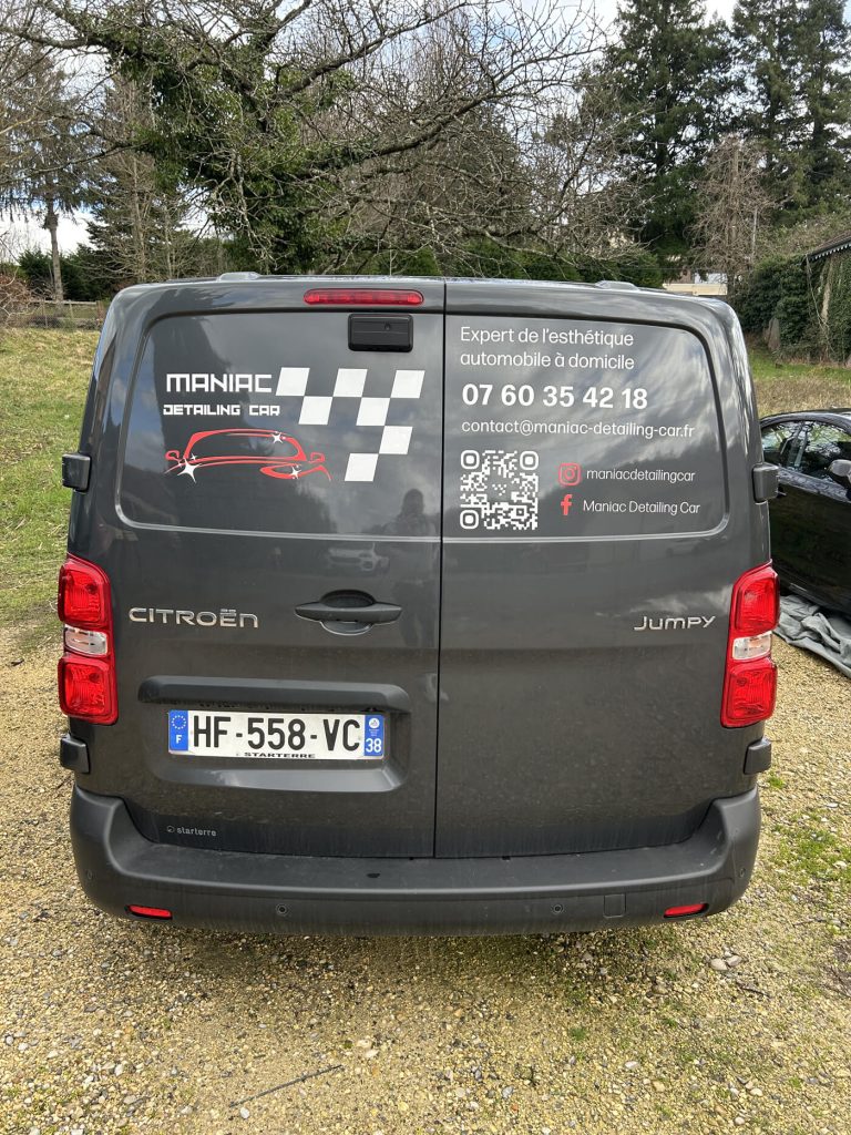 Maniac Detailing Car